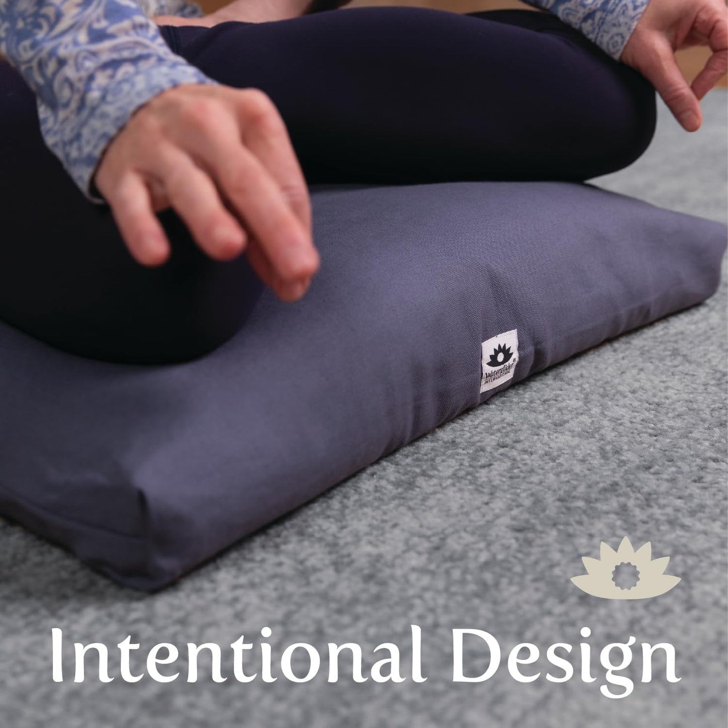 Eclipse Line Zabuton Meditation Cushion — 23" × 23"