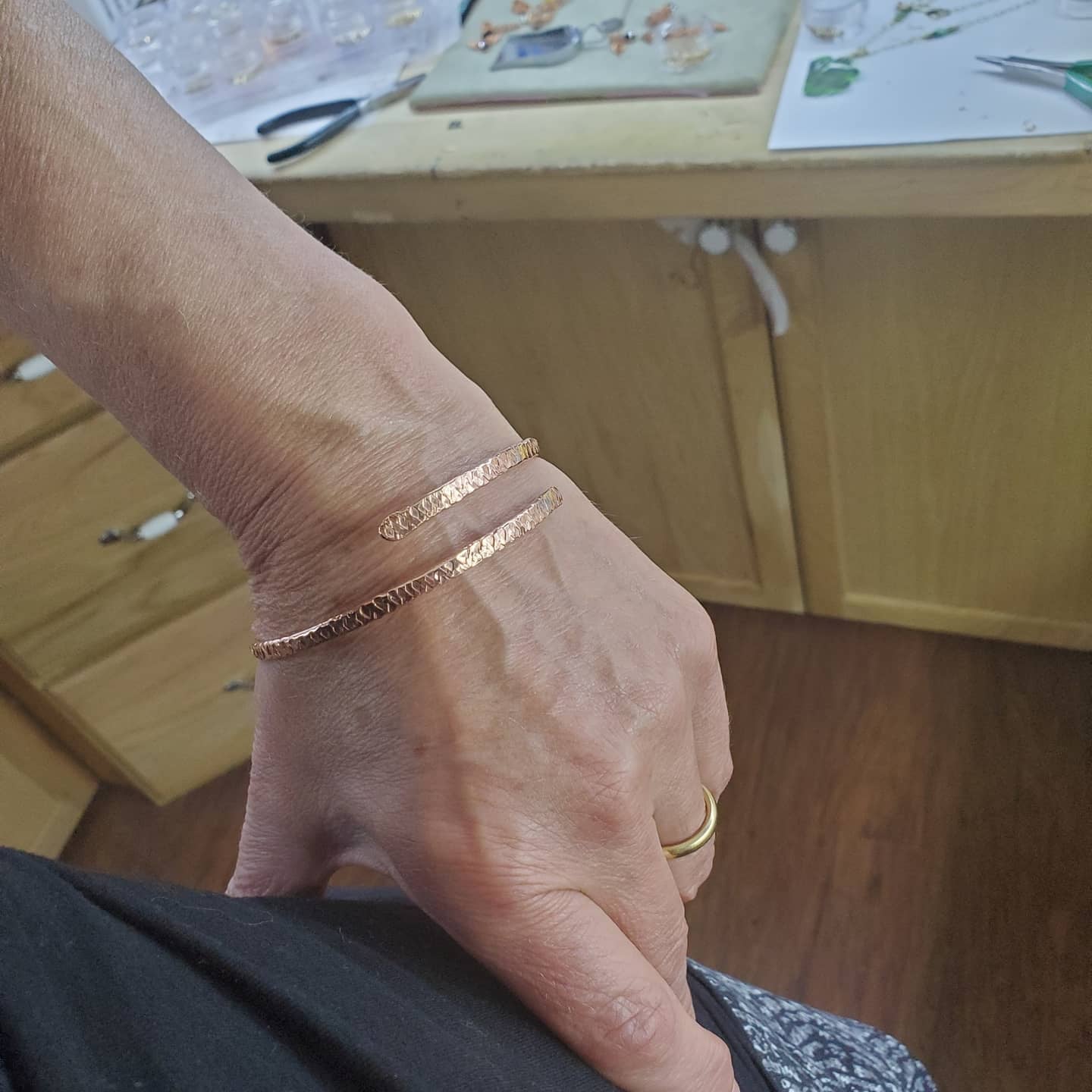 Handcrafted Copper Bangle – Hammered & Adjustable