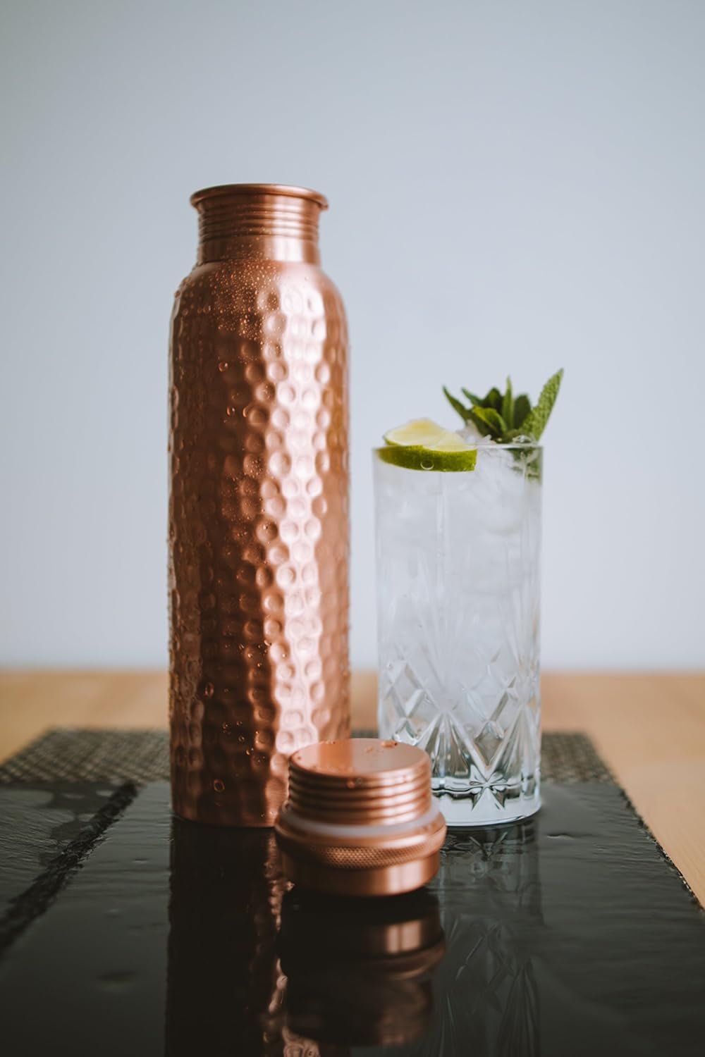 Handcrafted Pure Copper Water Bottle – 1L Ayurvedic Wellness Vessel (Hammered Finish)
