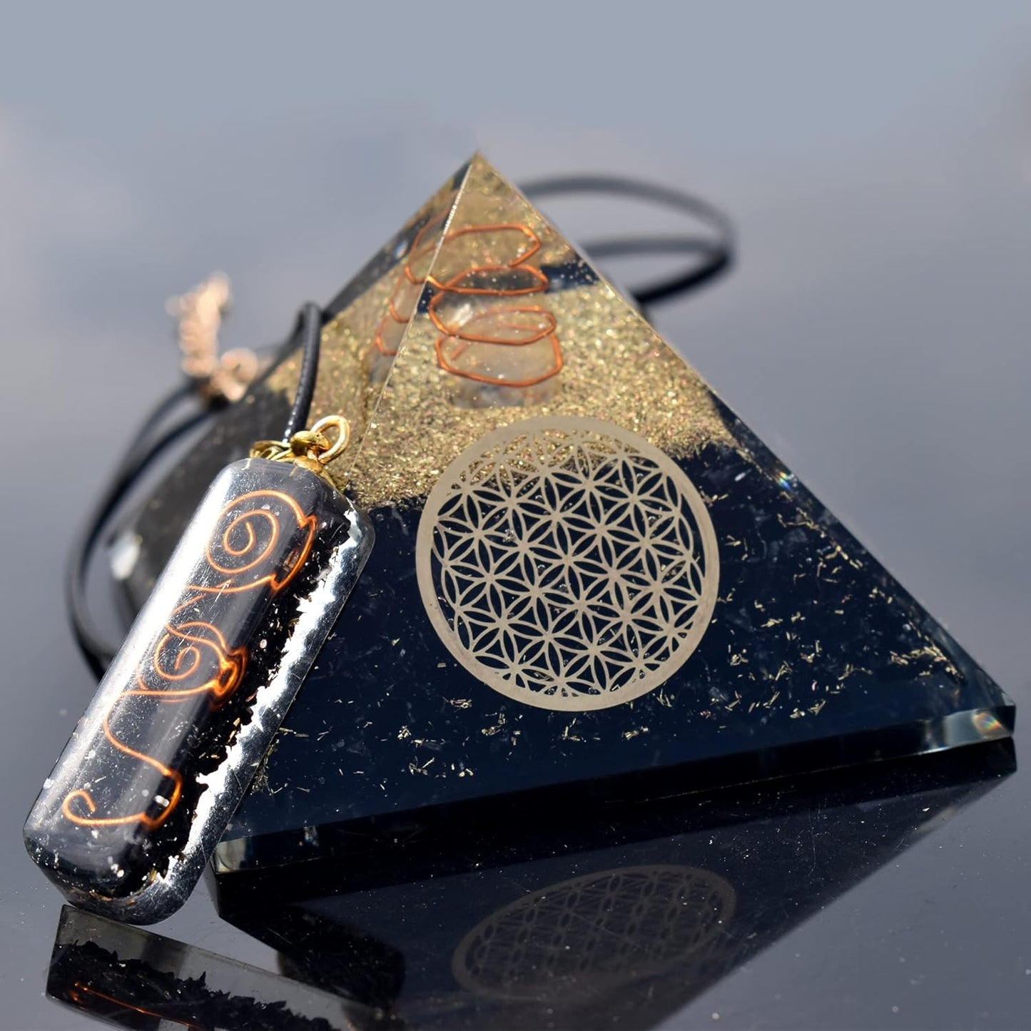 Seven Chakra Orgone Pyramid Set β Energy Healing & Protection Kit with Chakra Necklace