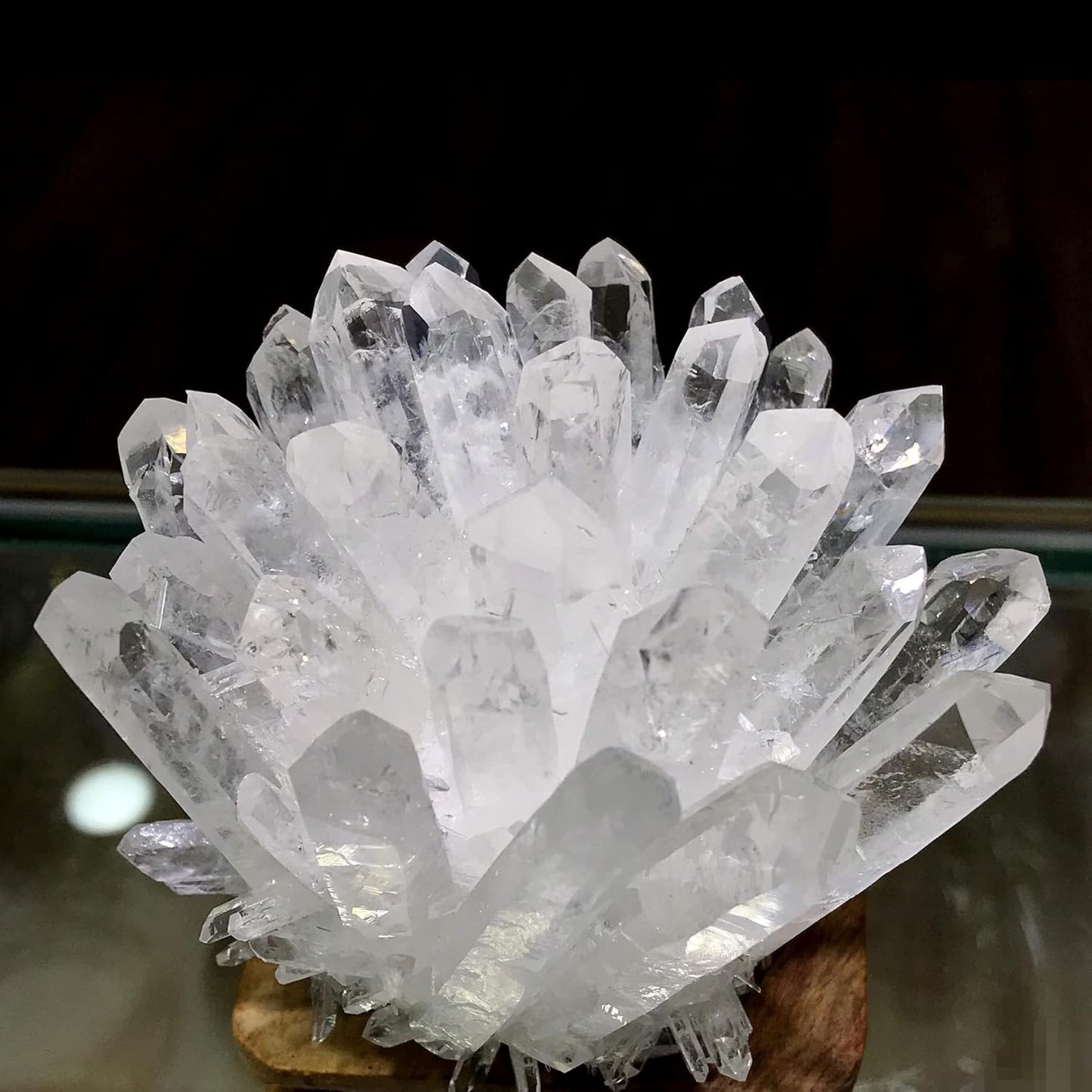 1lb Natural Raw Clear Quartz Crystal Cluster β Healing Energy Stone for Home Decor, Sleep & Dreams