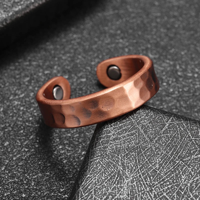 Adjustable Red Copper Magnetic Ring Elegant Design & Wellness Benefits